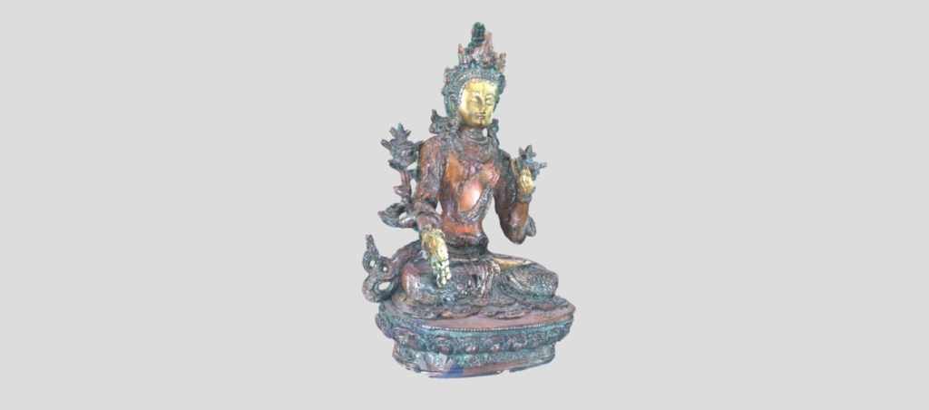 Scan 3D détaillé d'une statue de Bouddha, illustrant la technologie avancée dans les musées
