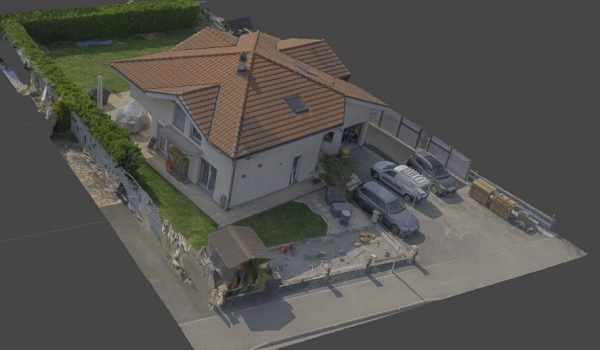 Image de photogrammétrie montrant une vue de face d'une maison, réalisée par Capture Immo.